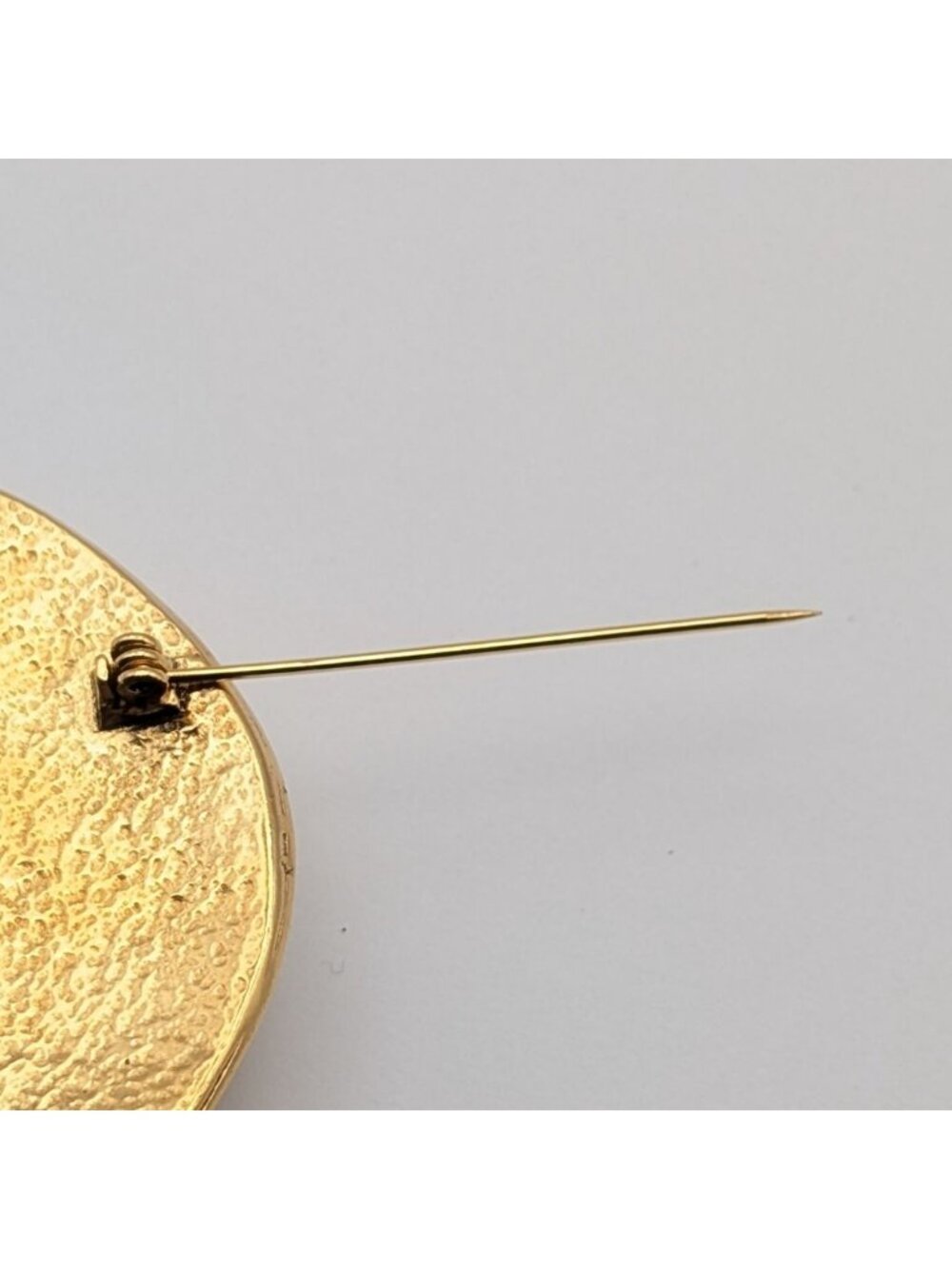 Chanel Brooch CC Logo Gold Sun Round Vintage - Picture 5 of 6